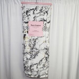 Juicy Couture Oversized Plush Throw Blanket Marble Print White Gray Gold 60"x70"